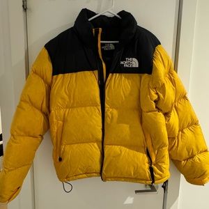 Men’s North Face Nuptse 700 Puffer Jacket